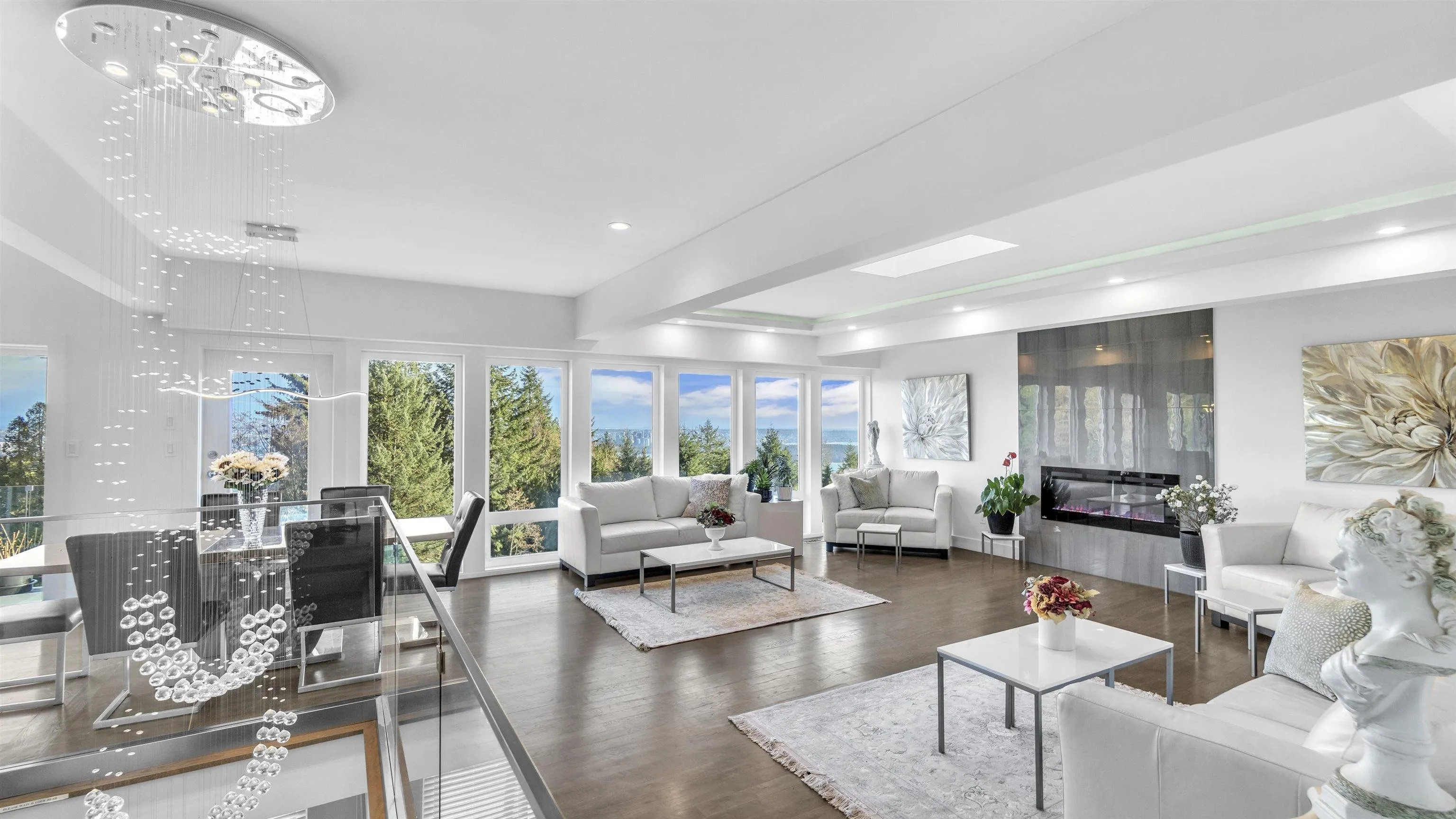1135 Groveland Court