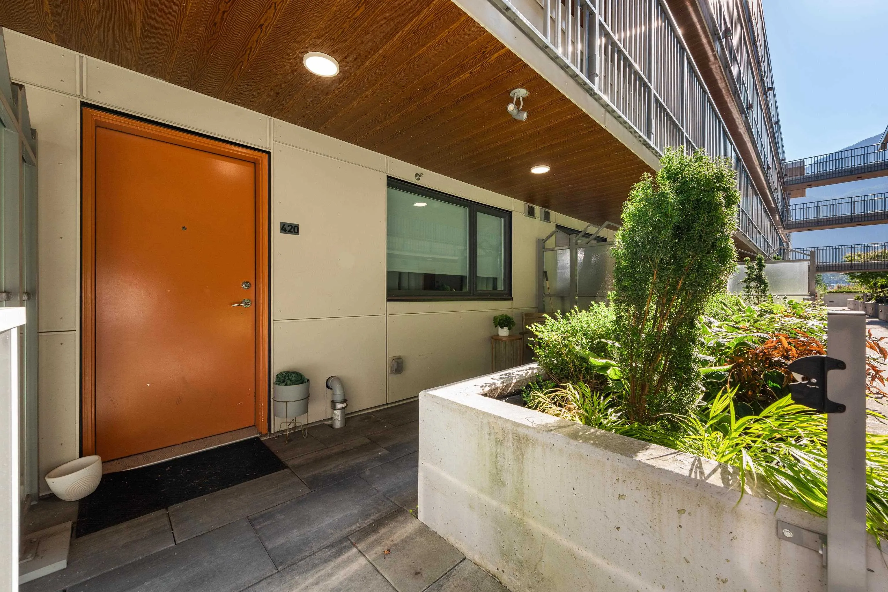 420 38362 Buckley Avenue