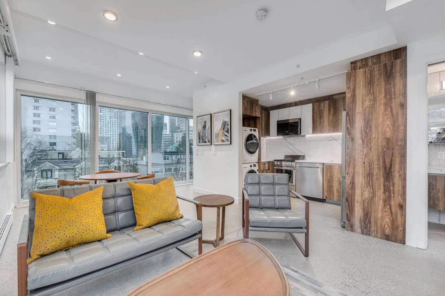 405 1170 Barclay Street