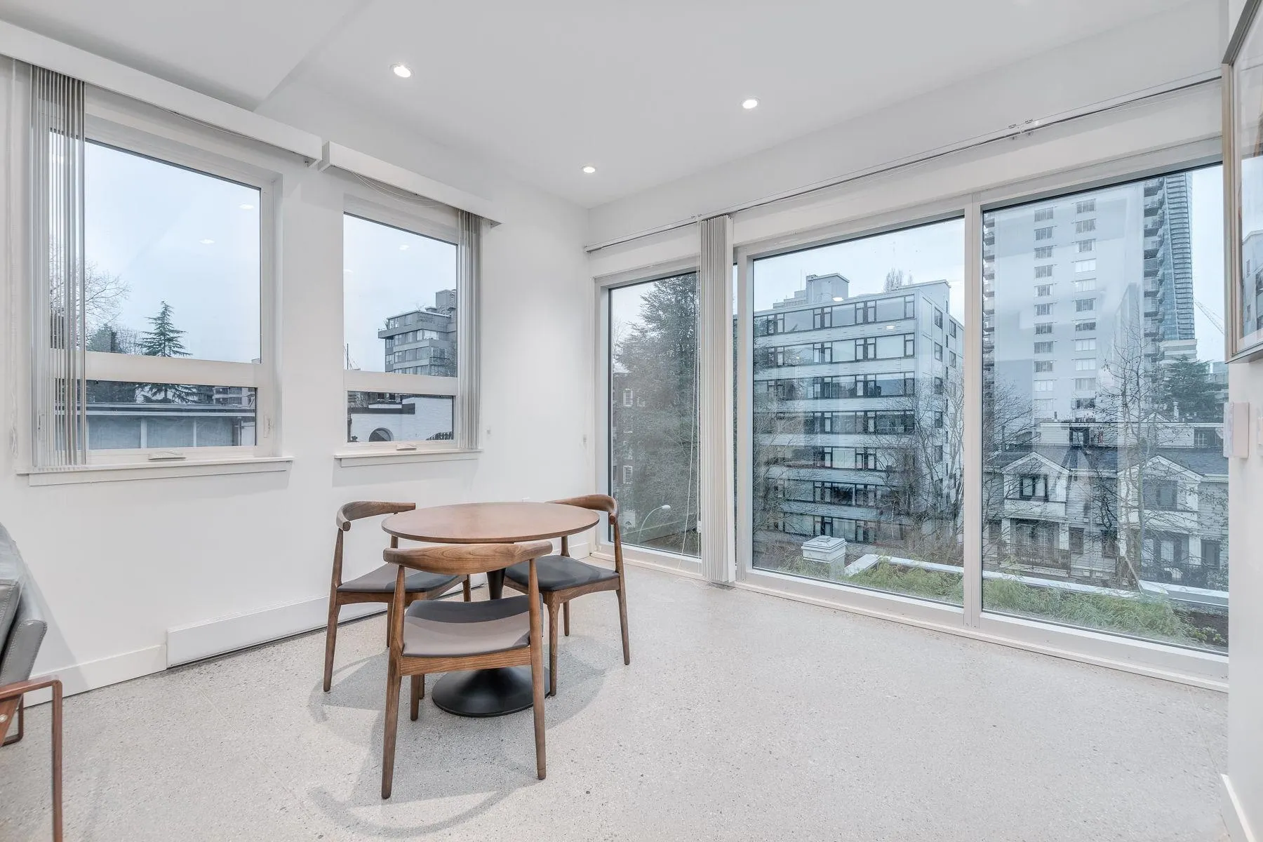 405 1170 Barclay Street