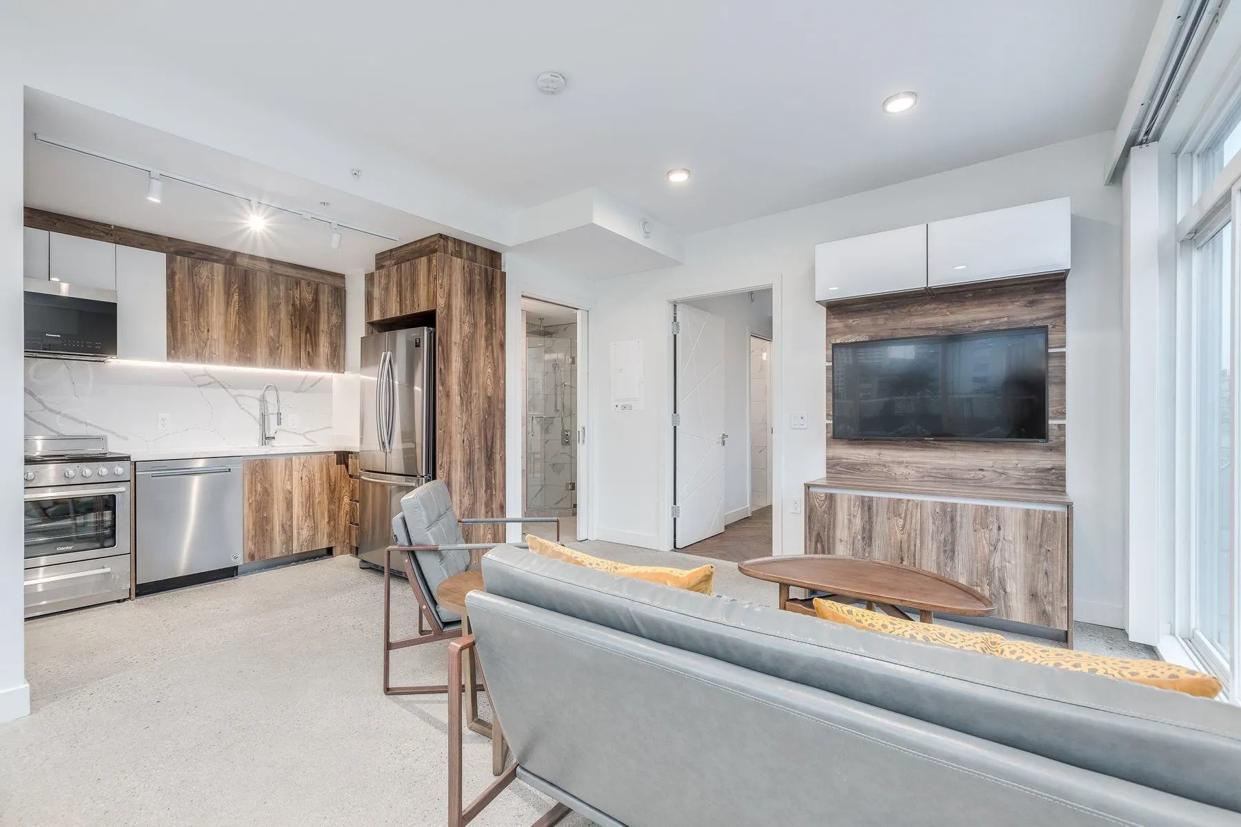 405 1170 Barclay Street