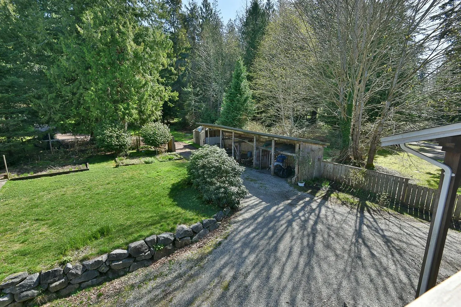 8429 Redrooffs Road
