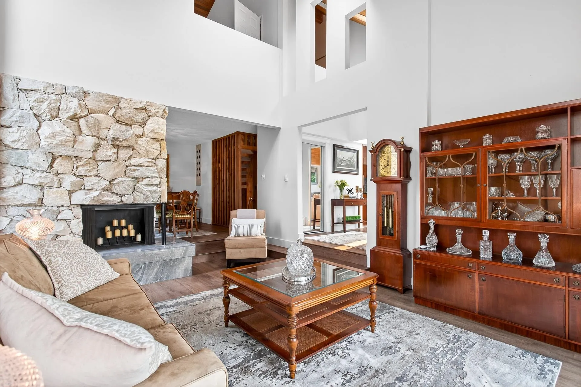 15 Crawford Bay