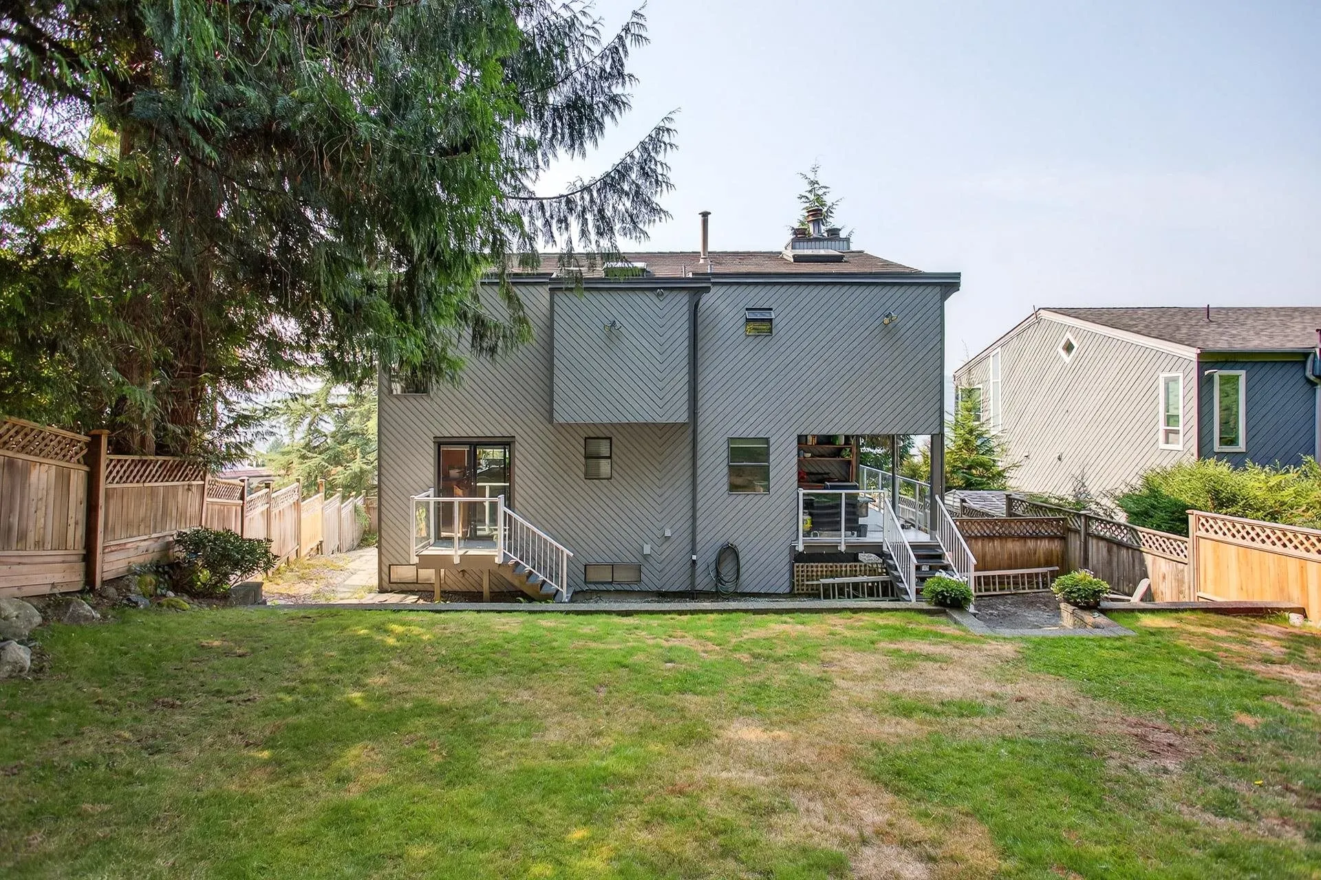 15 Crawford Bay