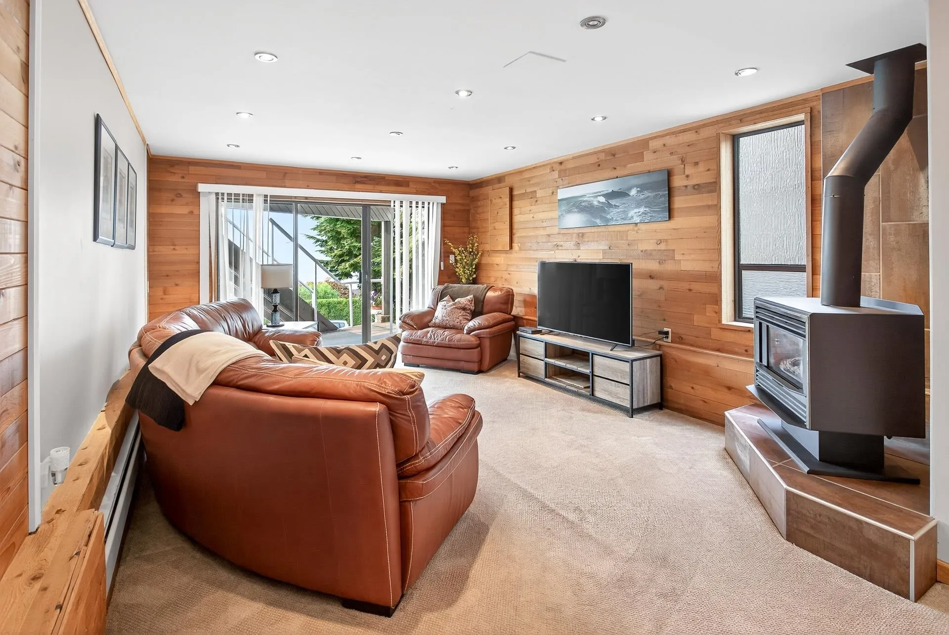 15 Crawford Bay