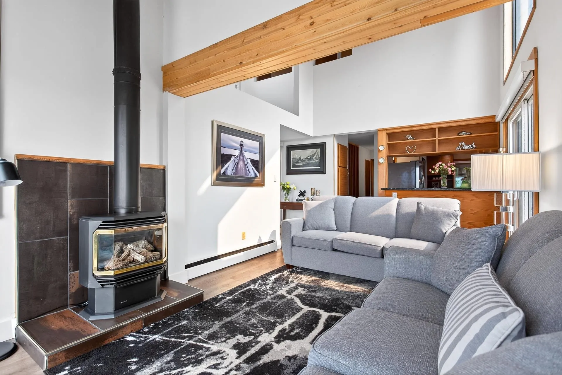 15 Crawford Bay