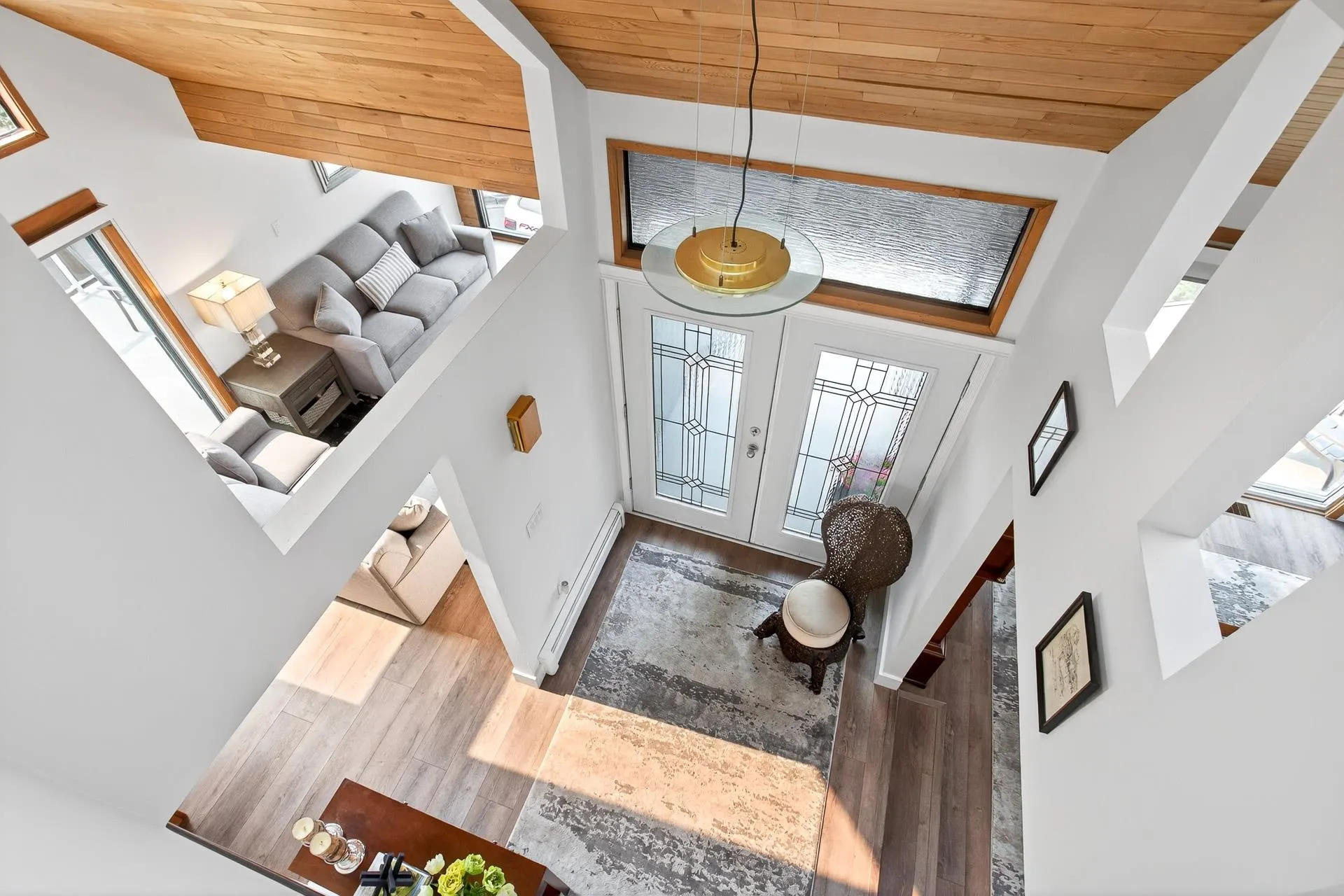 15 Crawford Bay