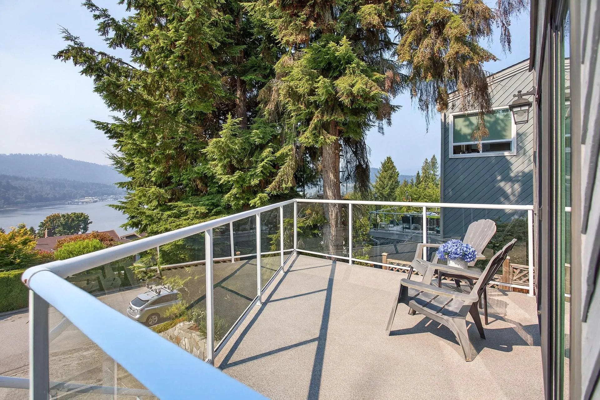 15 Crawford Bay
