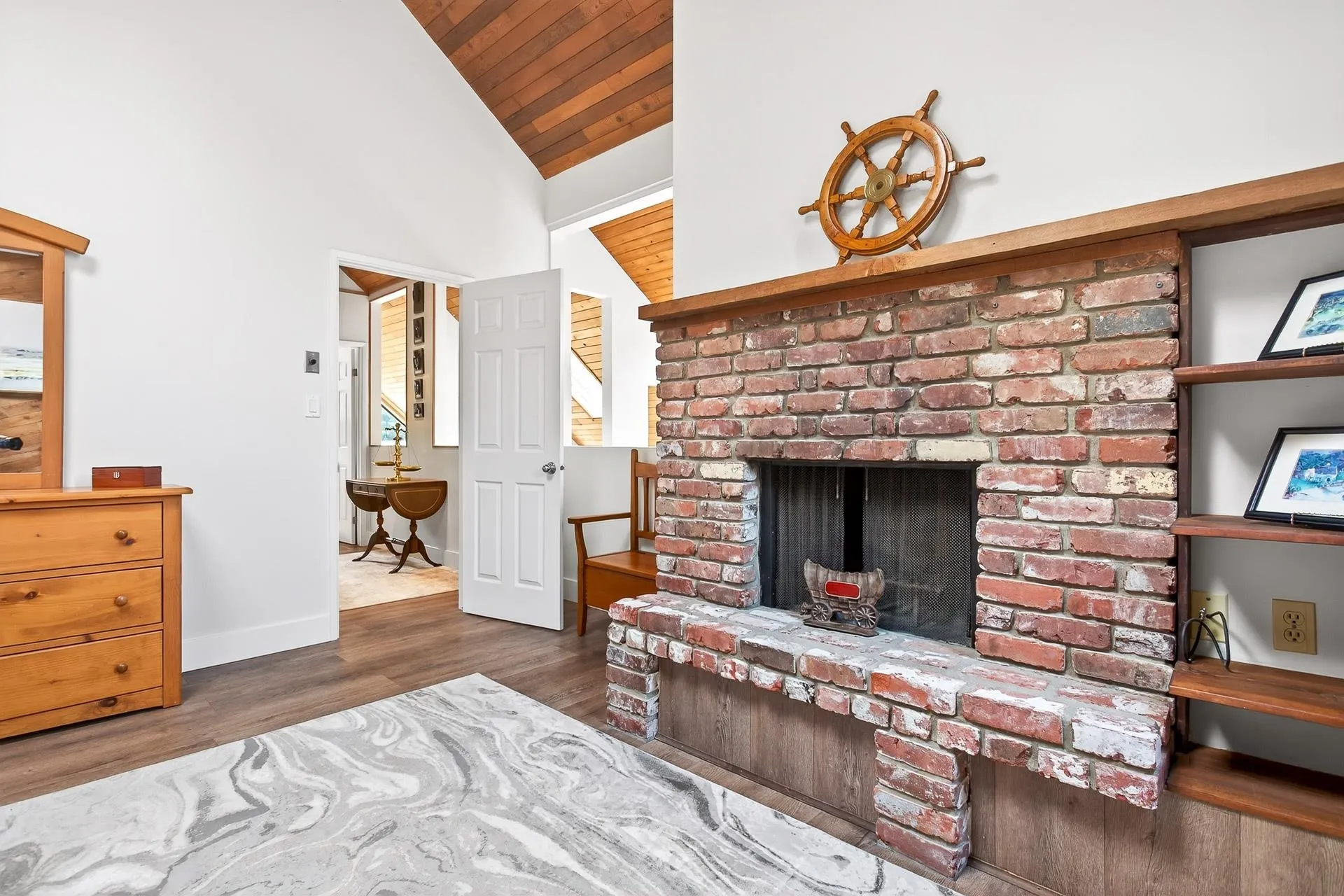 15 Crawford Bay