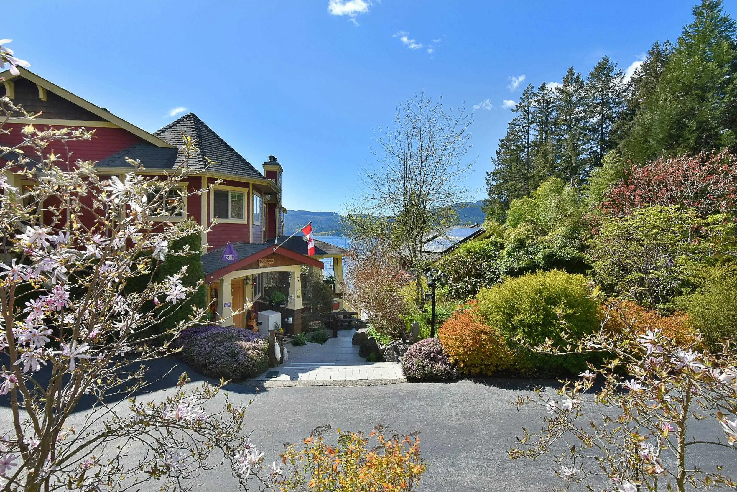 7545 Islets Place