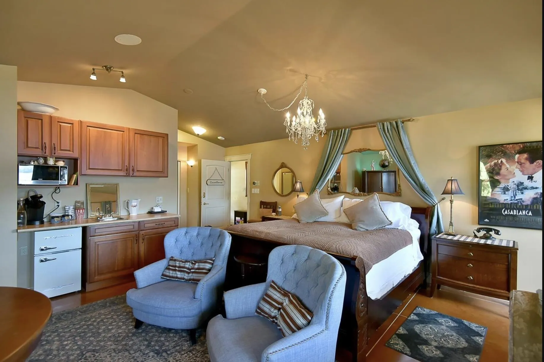 7545 Islets Place