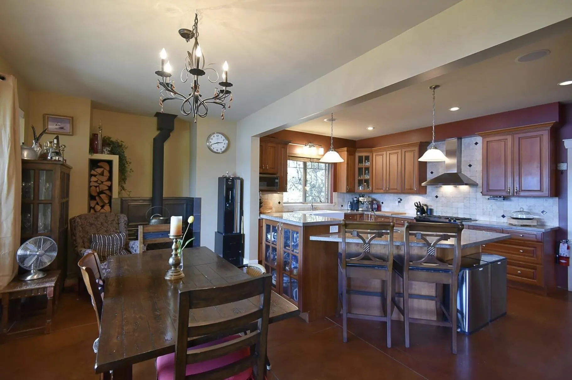 7545 Islets Place