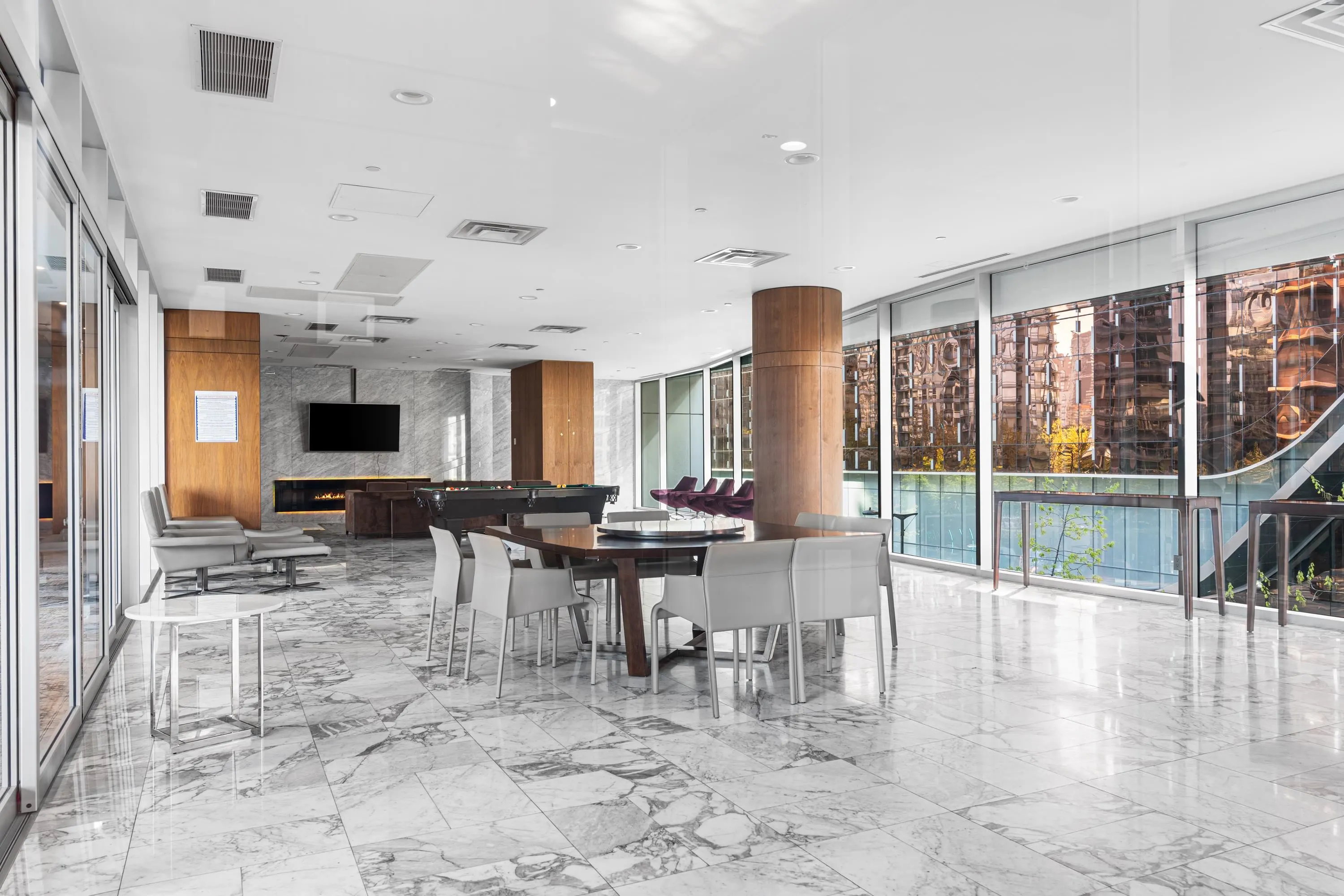 1585 87 Nelson Street