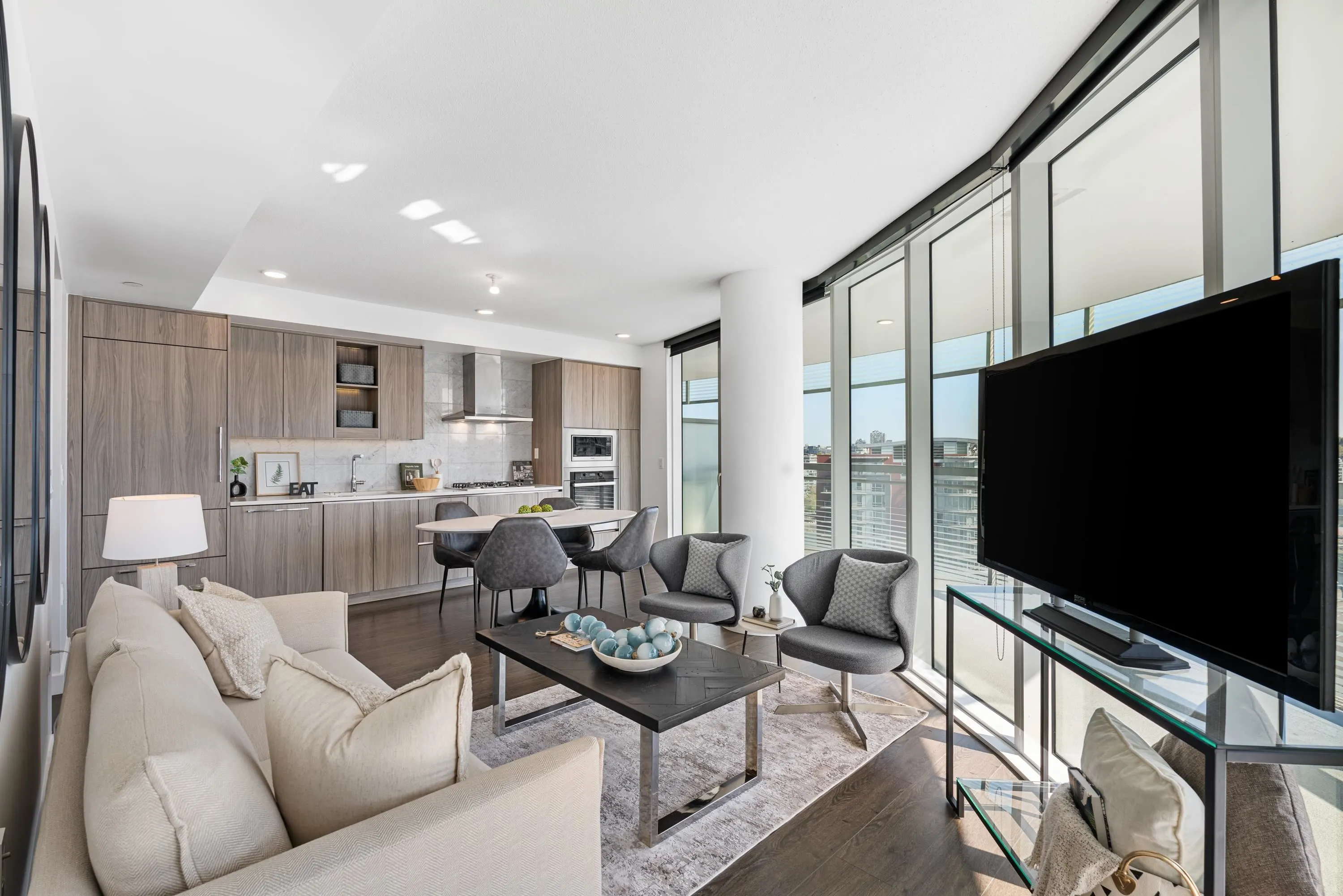 1585 87 Nelson Street