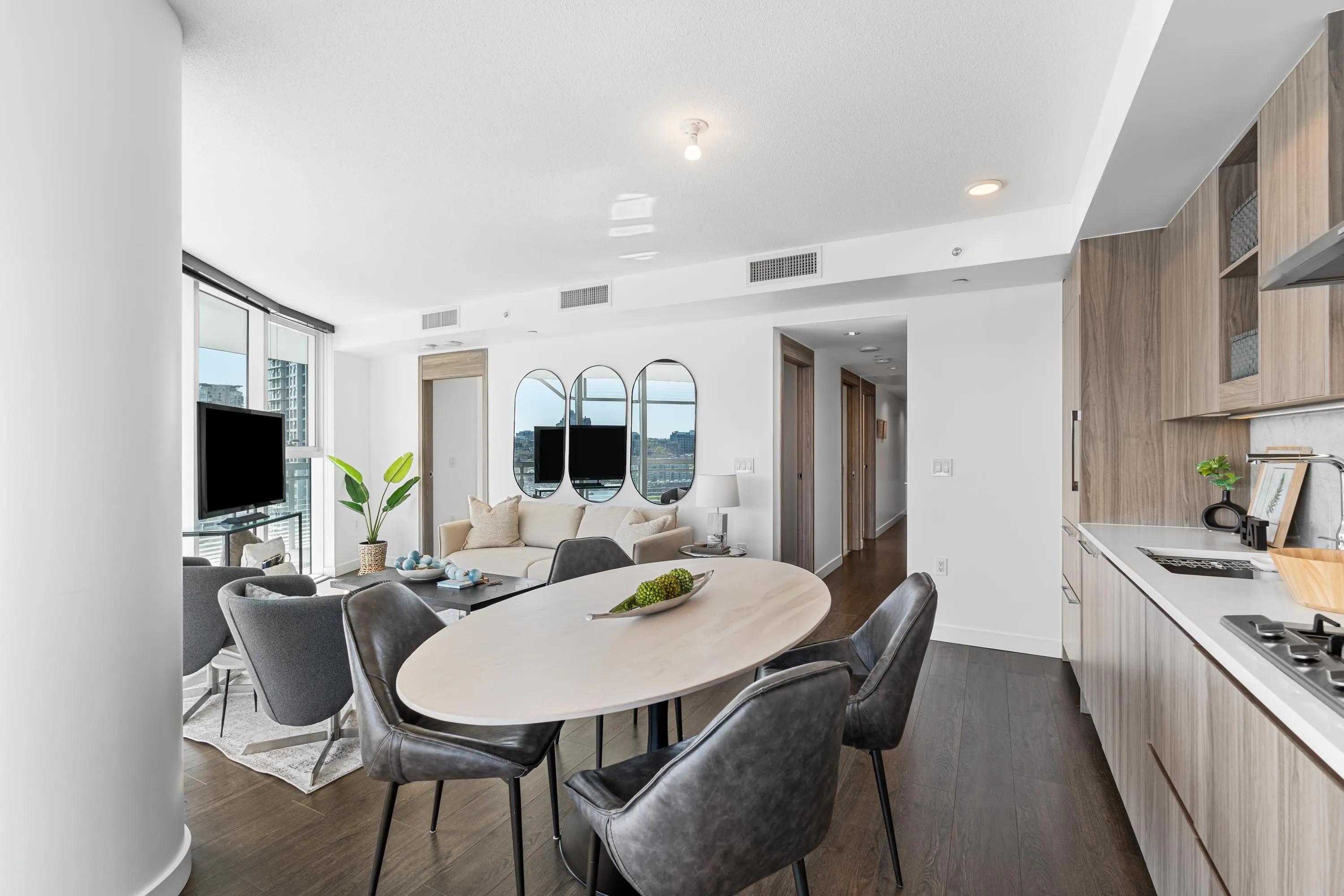 1585 87 Nelson Street