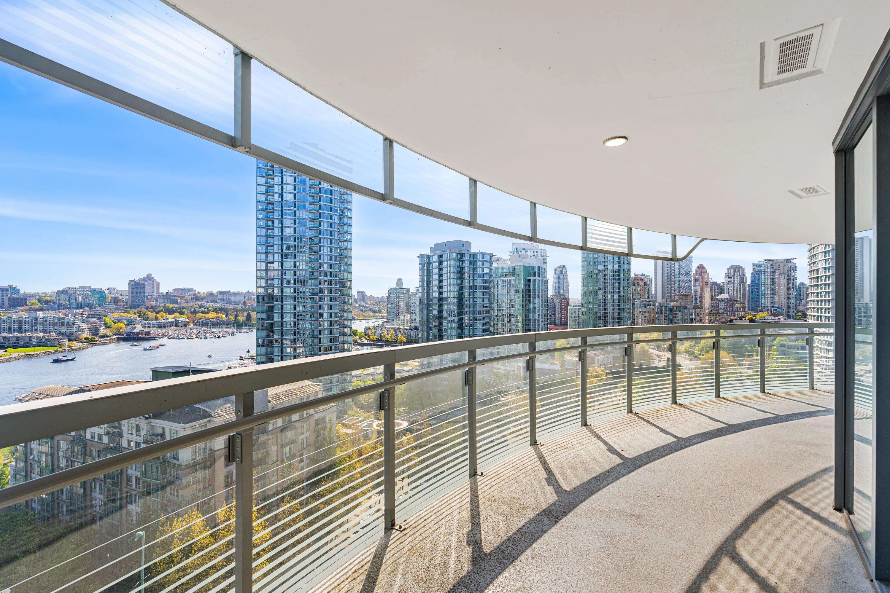 1585 87 Nelson Street