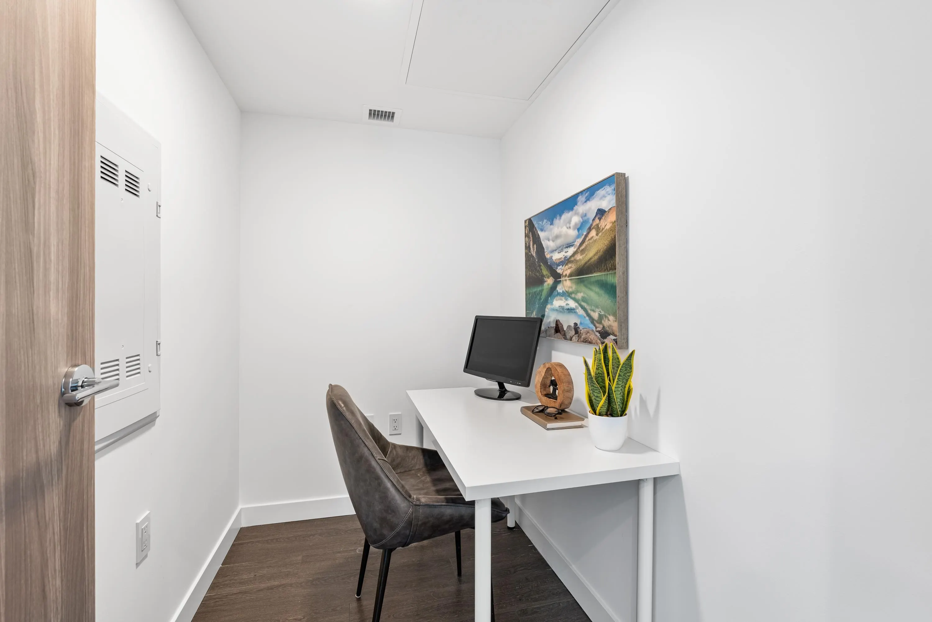 1585 87 Nelson Street