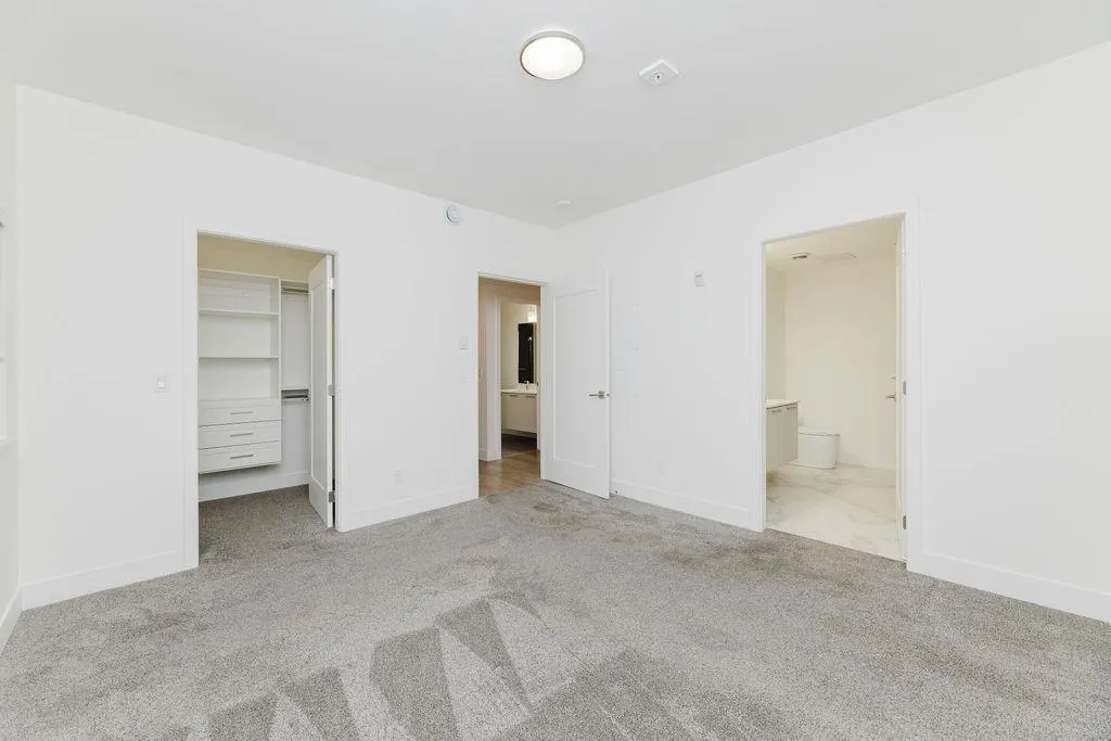 102 710 School Road