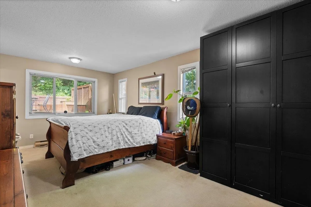 3344 Omineca
