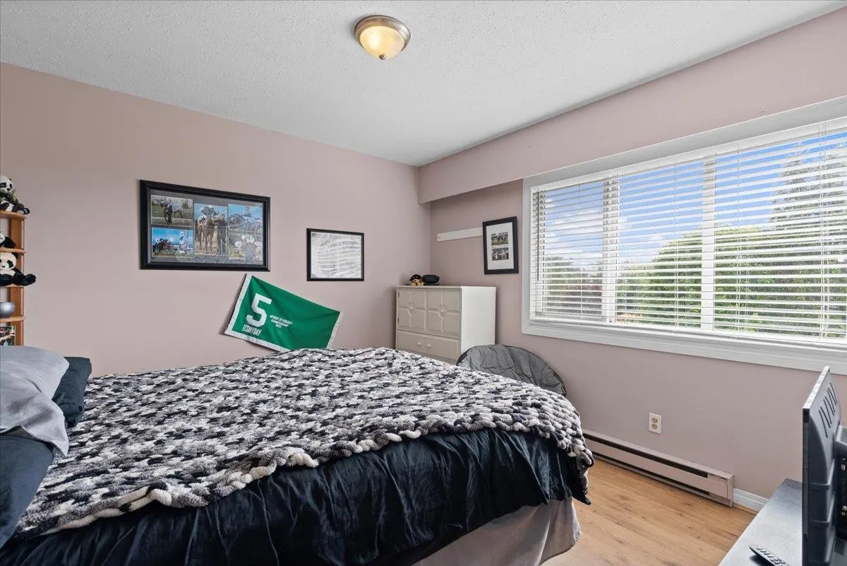 3344 Omineca