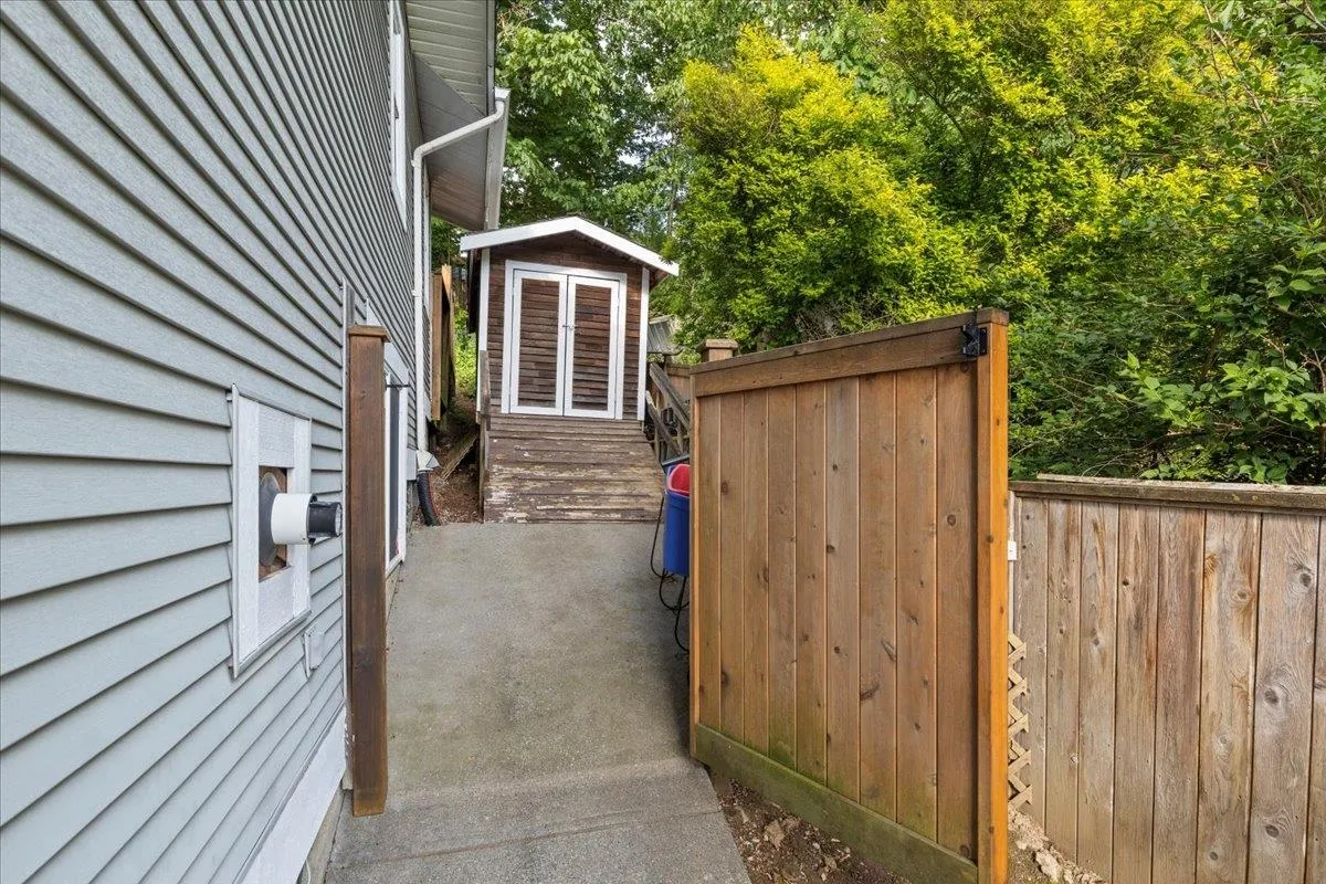 3344 Omineca Court