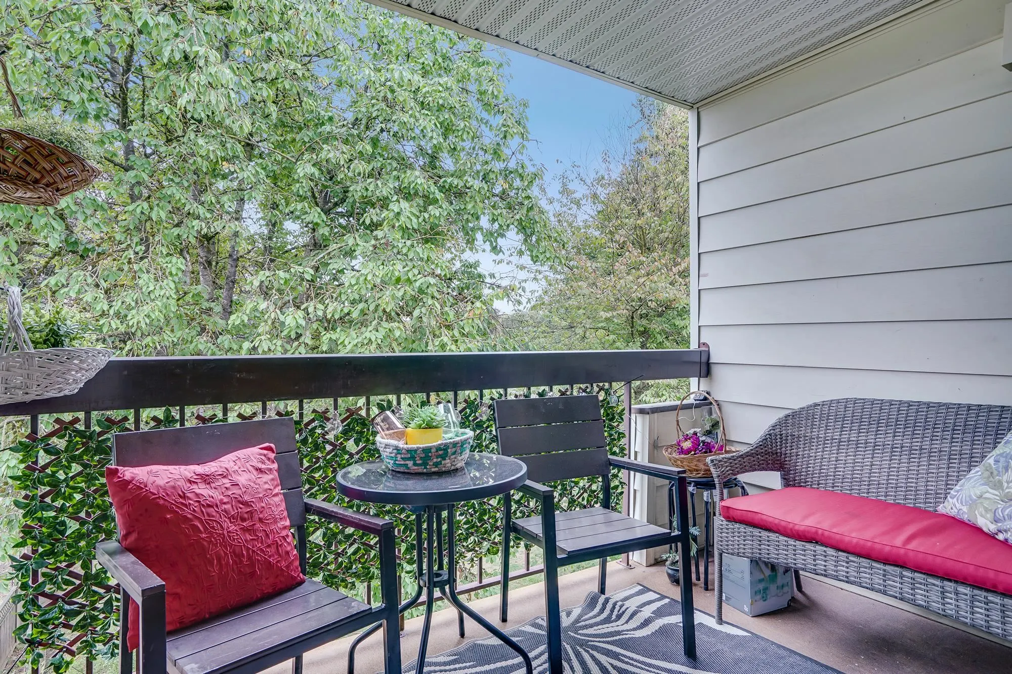 310 33490 Cottage Lane