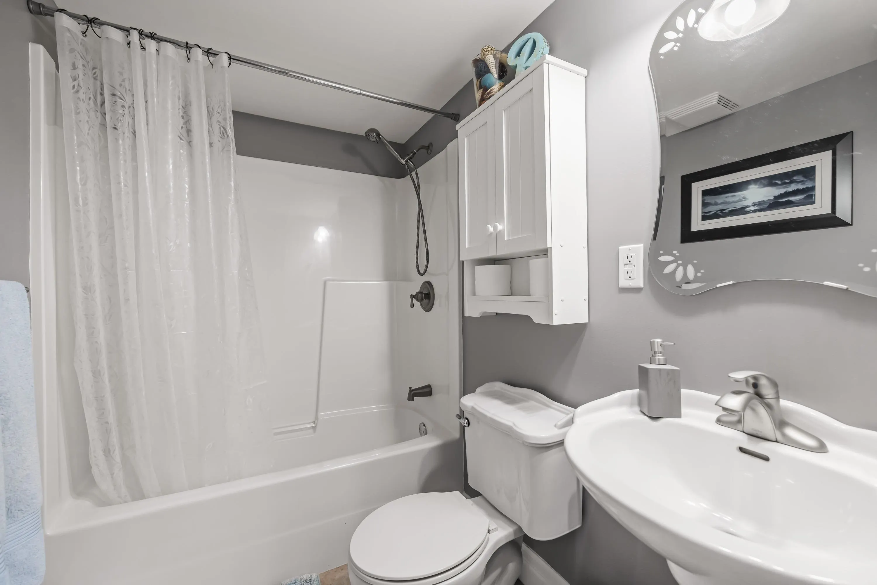 5223 Bridlewood Drive