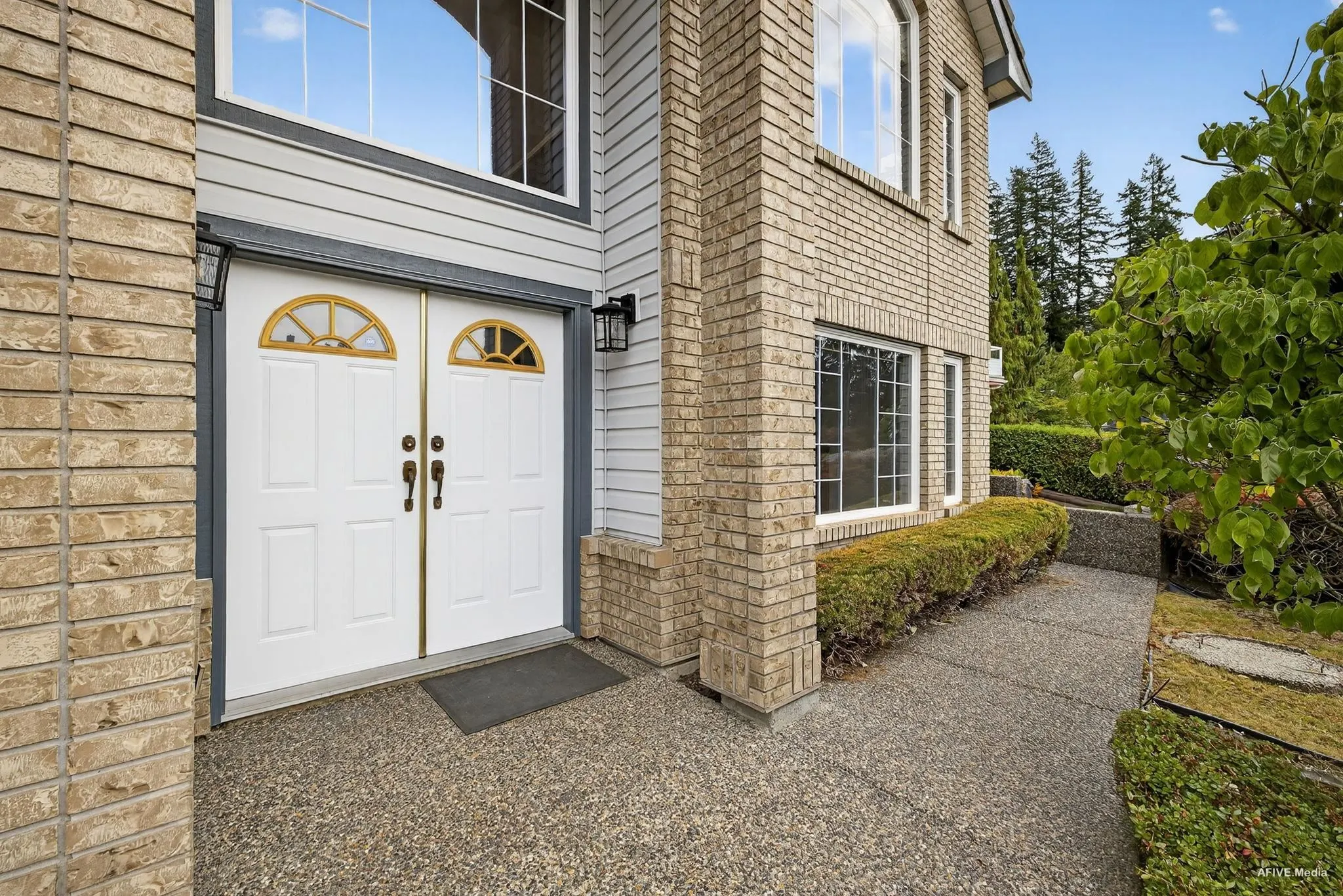 38 Timbercrest Drive