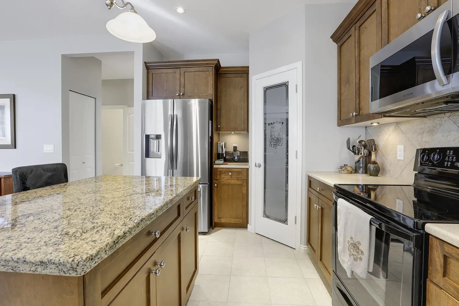 13895 Docksteader Loop