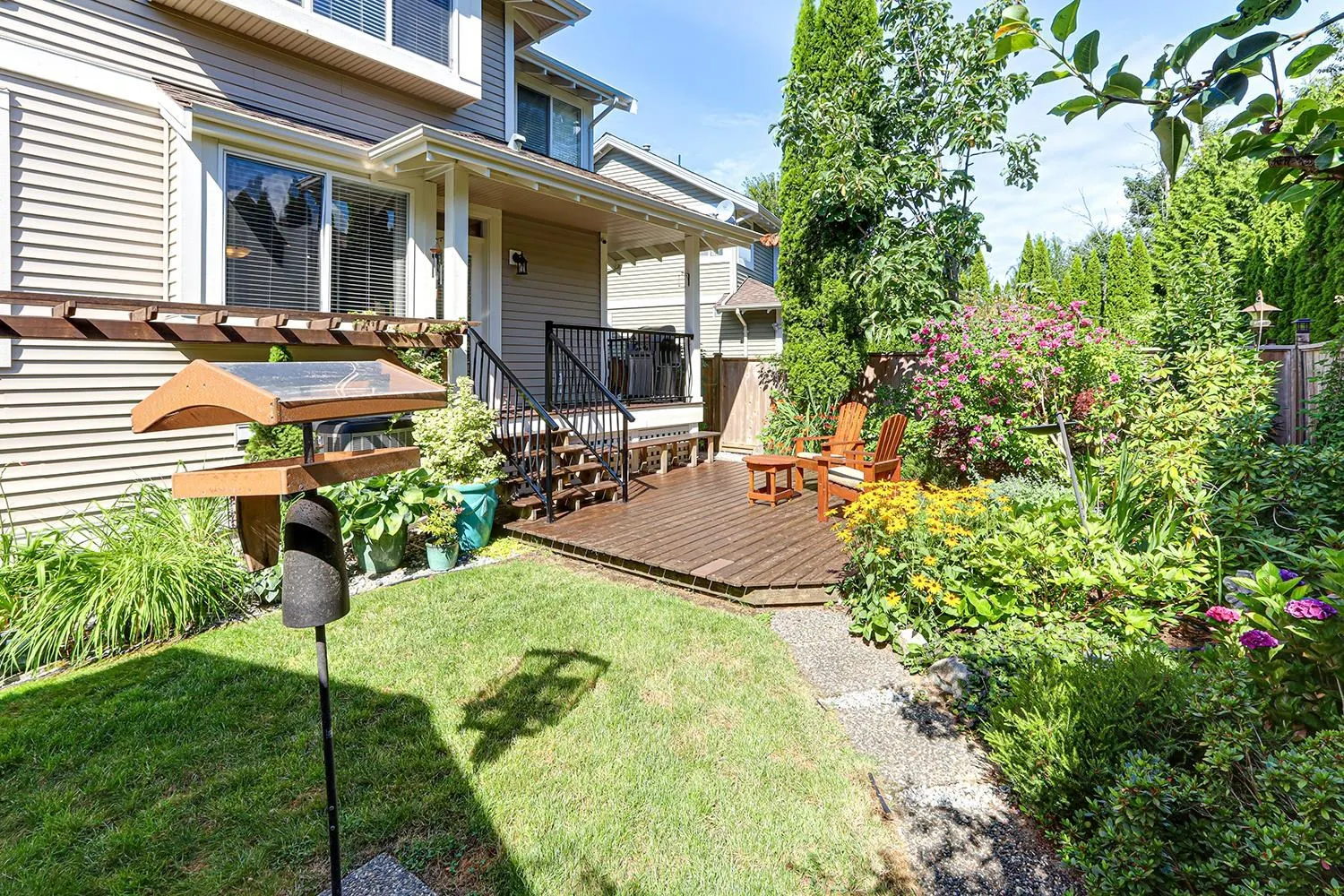 13895 Docksteader Loop