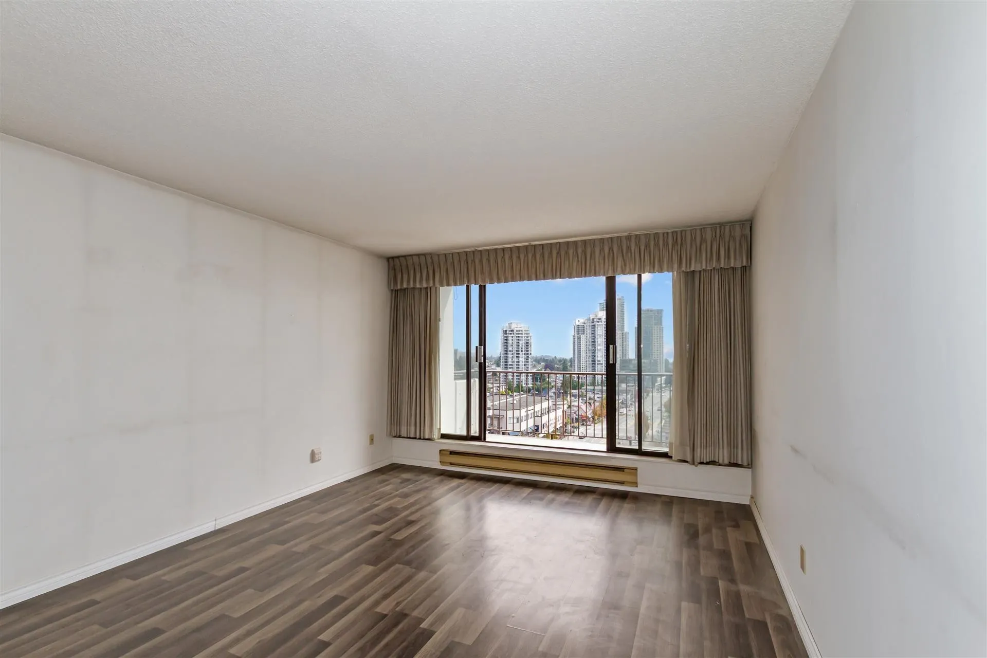 1401 7235 Salisbury Avenue