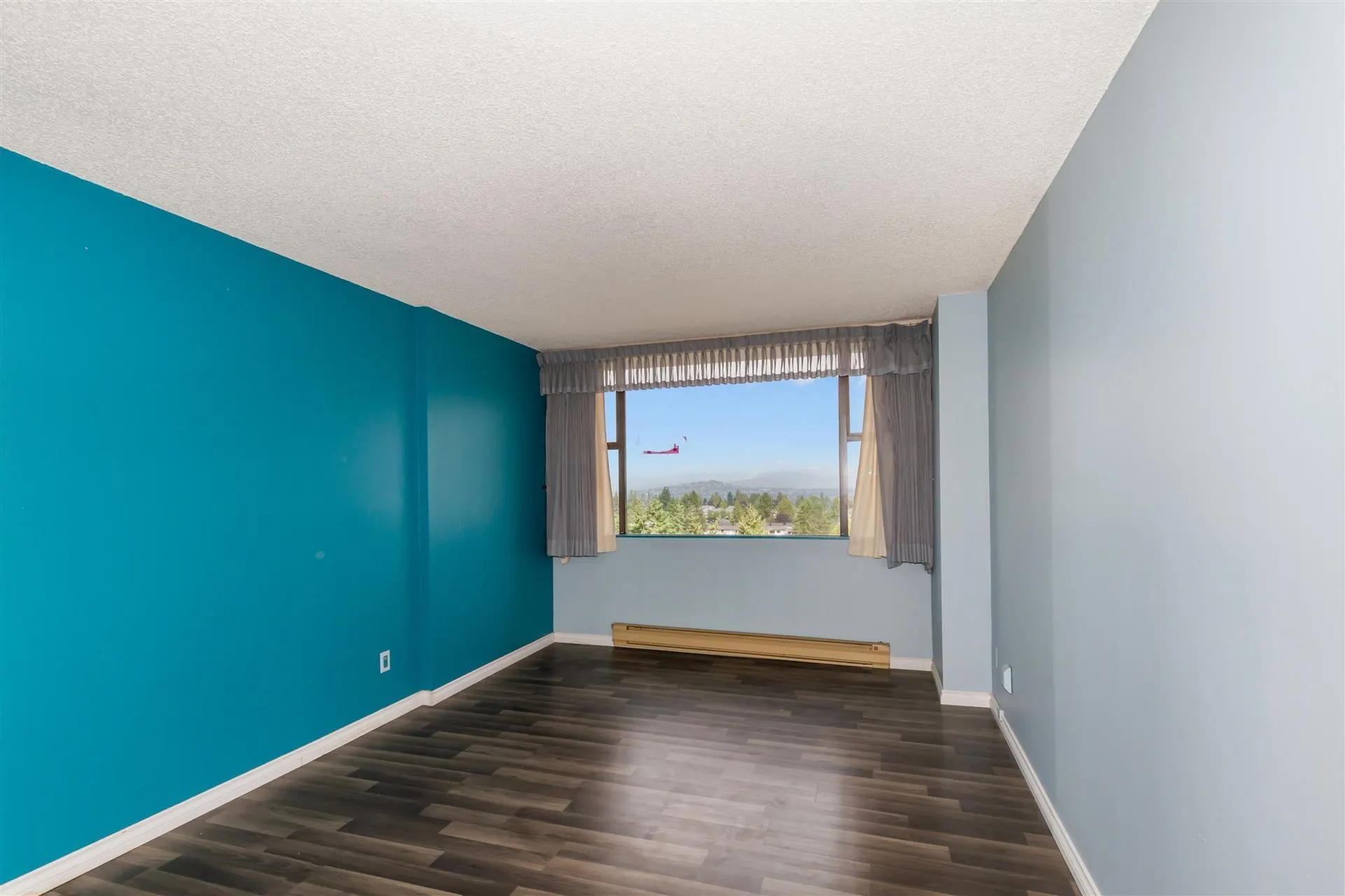 1401 7235 Salisbury Avenue