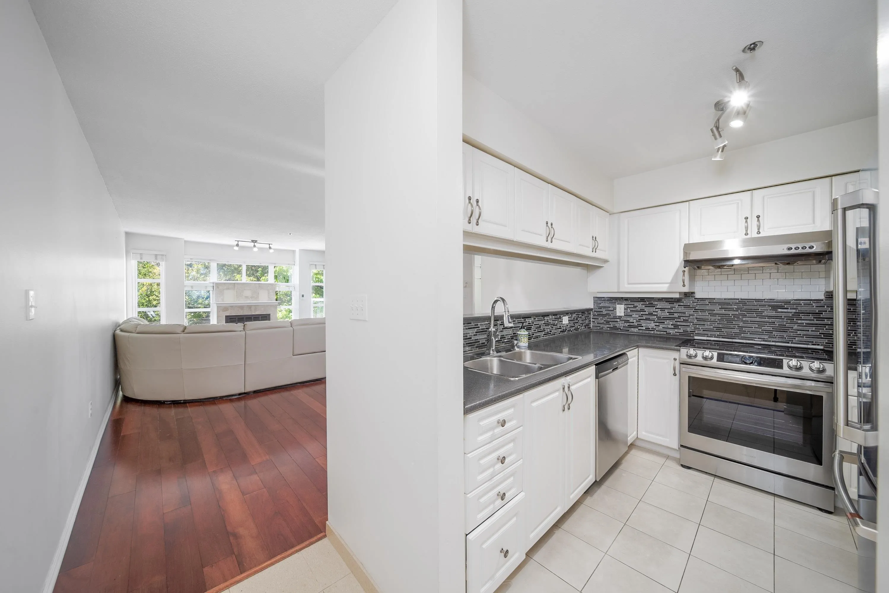 302 8728 SW Marine Drive