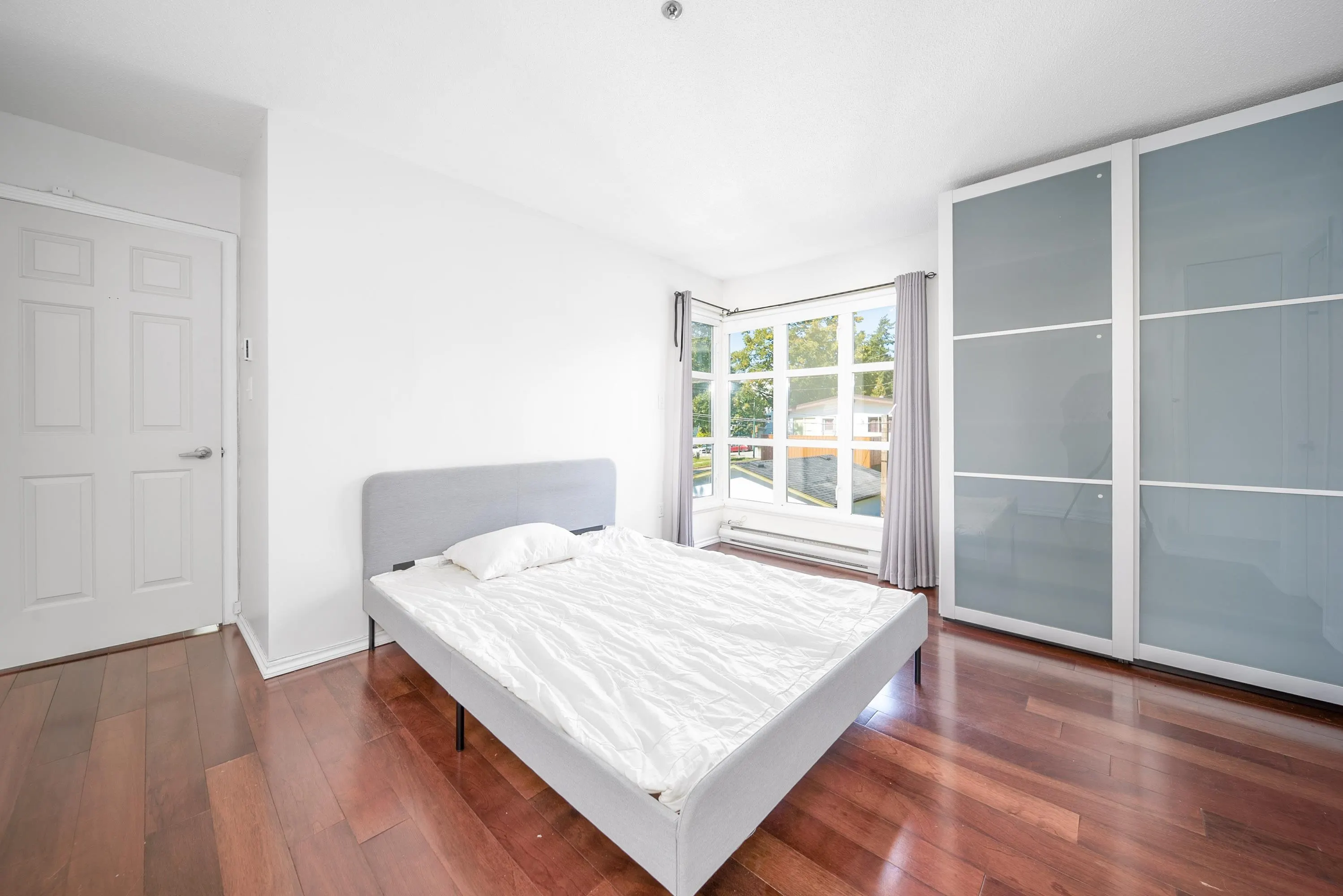 302 8728 SW Marine Drive