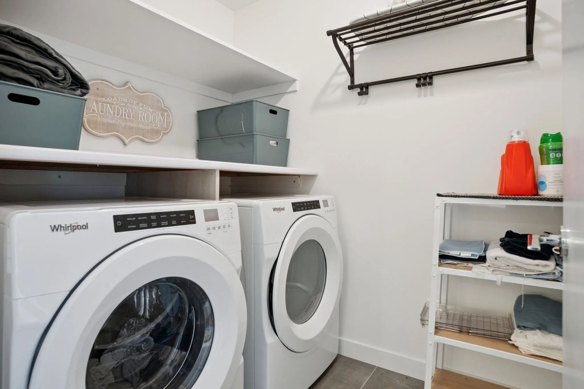 4 4375 Cormorant Way