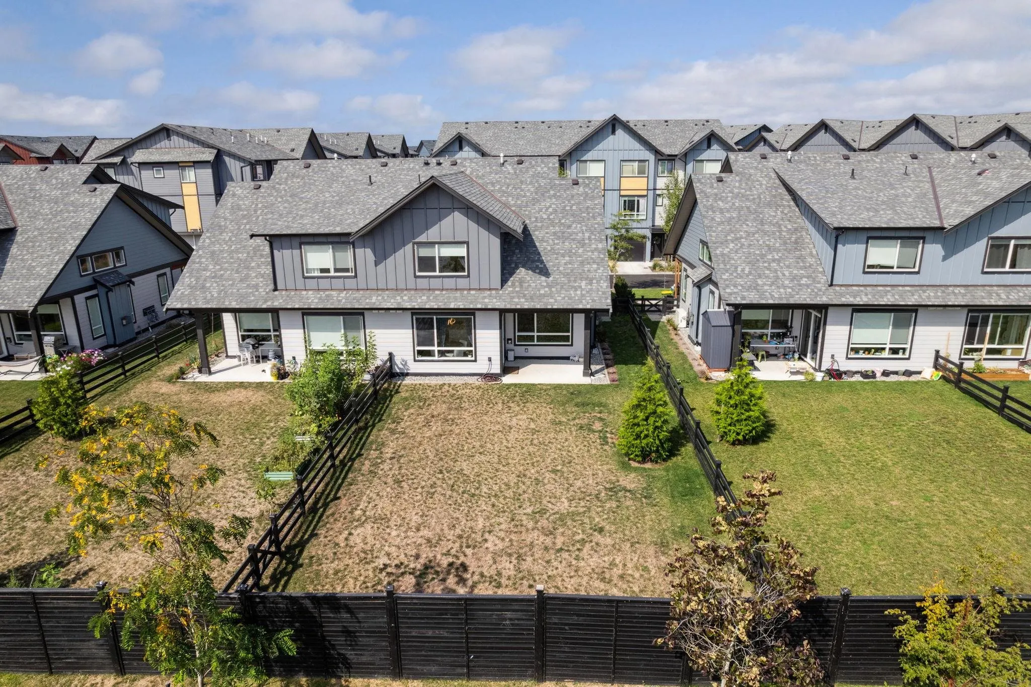 4 4375 Cormorant Way