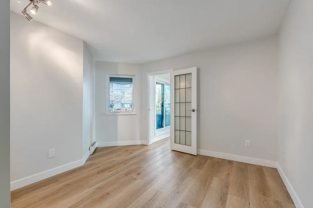 119 1150 Quayside Drive