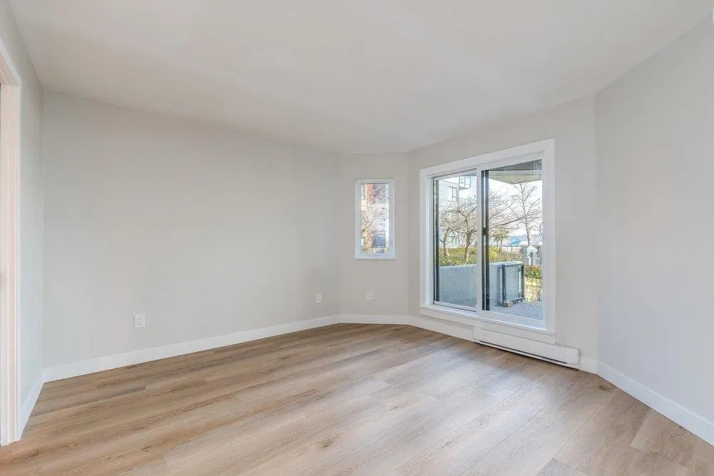 119 1150 Quayside Drive