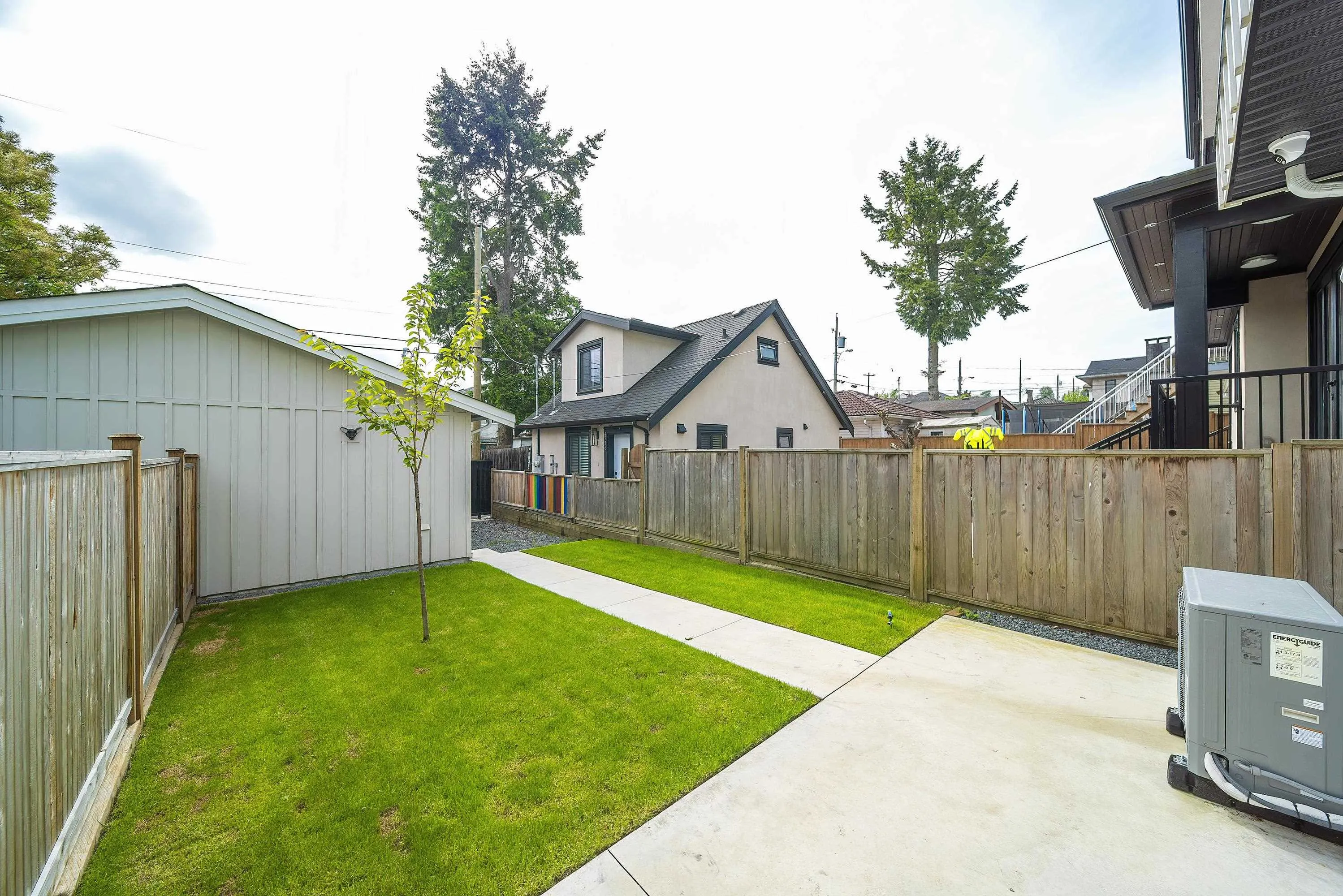 4722 Henry Street