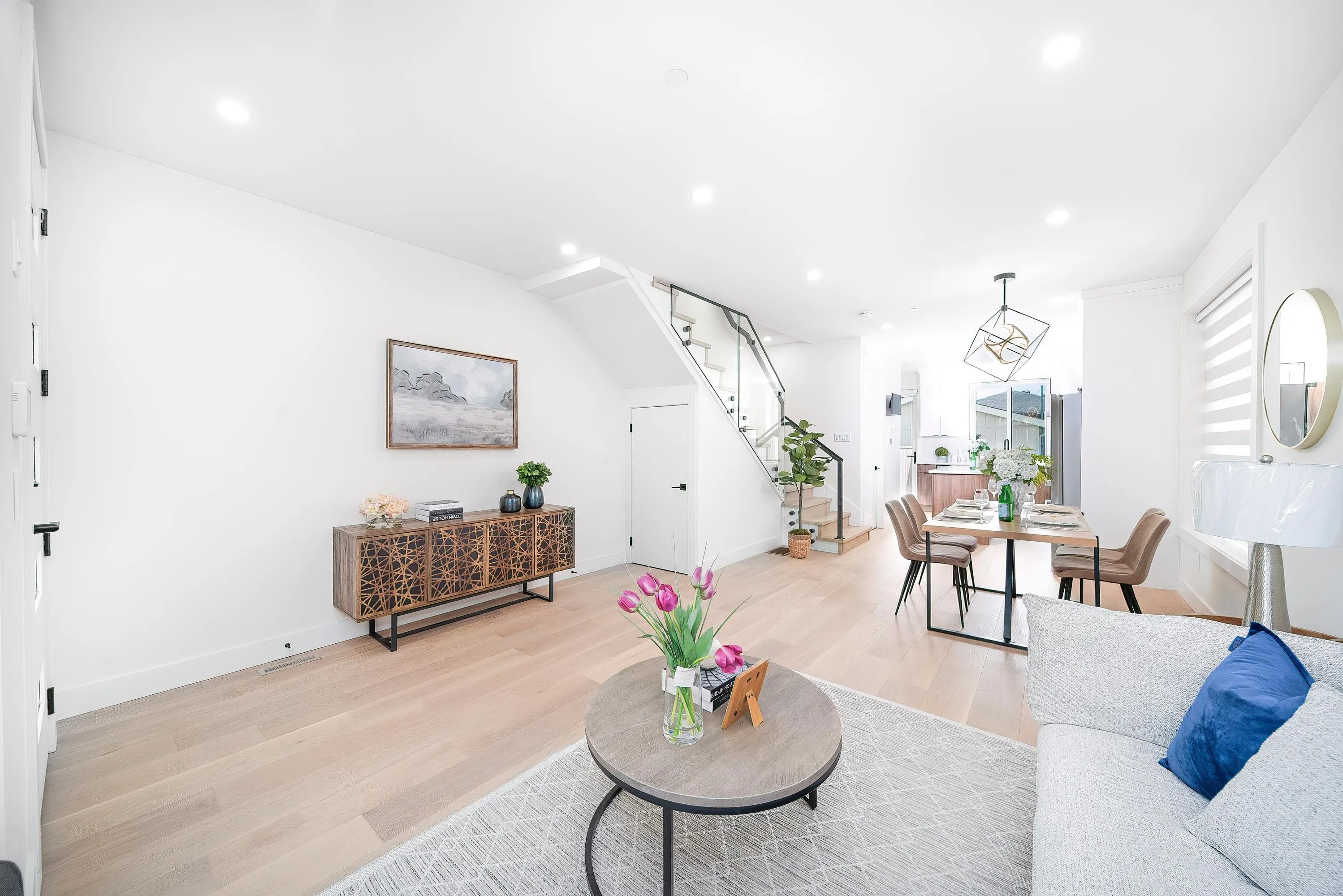 4722 Henry Street