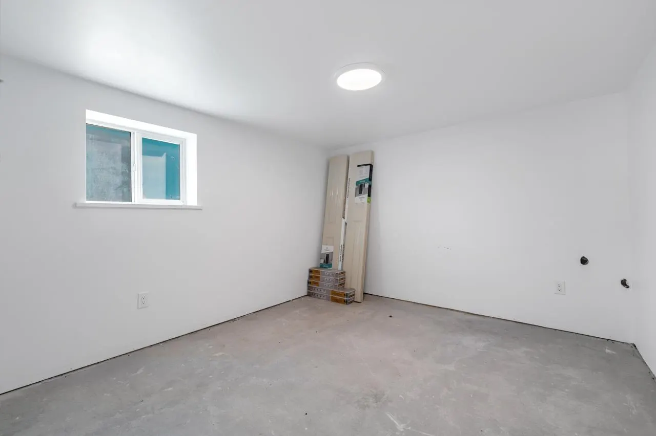 7520 Canada Way