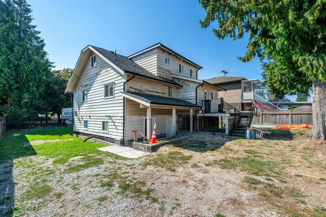 7520 Canada Way