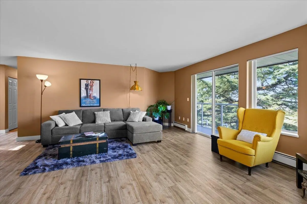 307 32669 George Ferguson Way