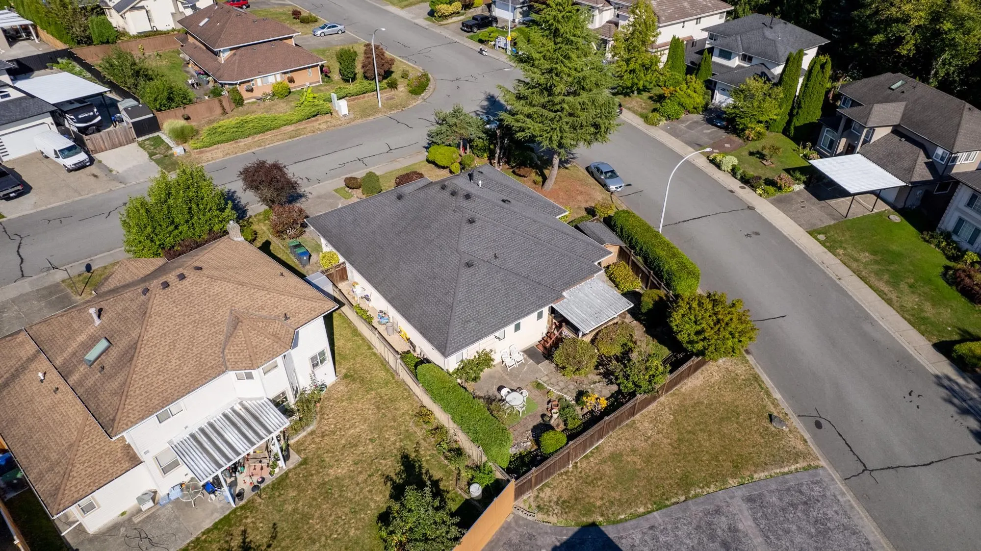 14092 86a Avenue