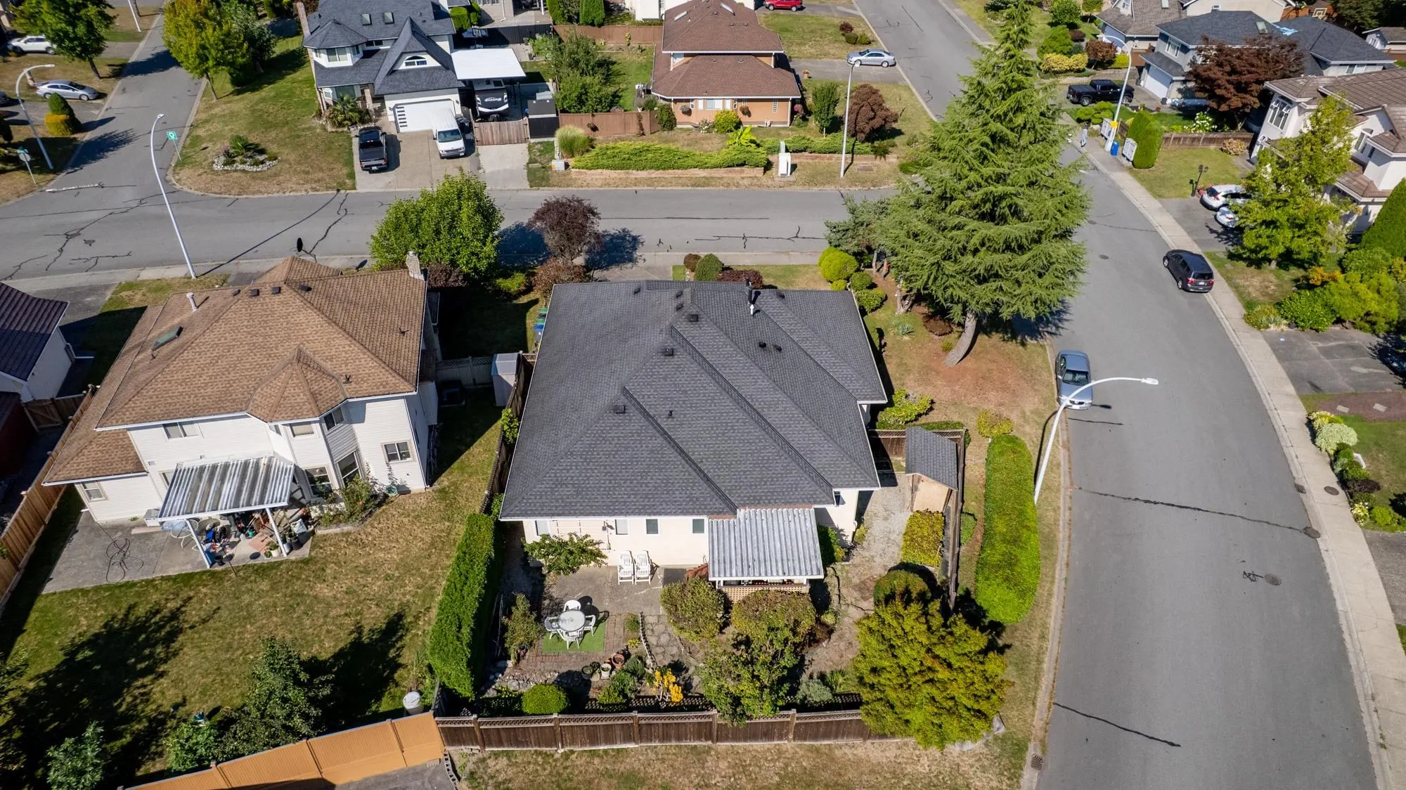 14092 86a Avenue