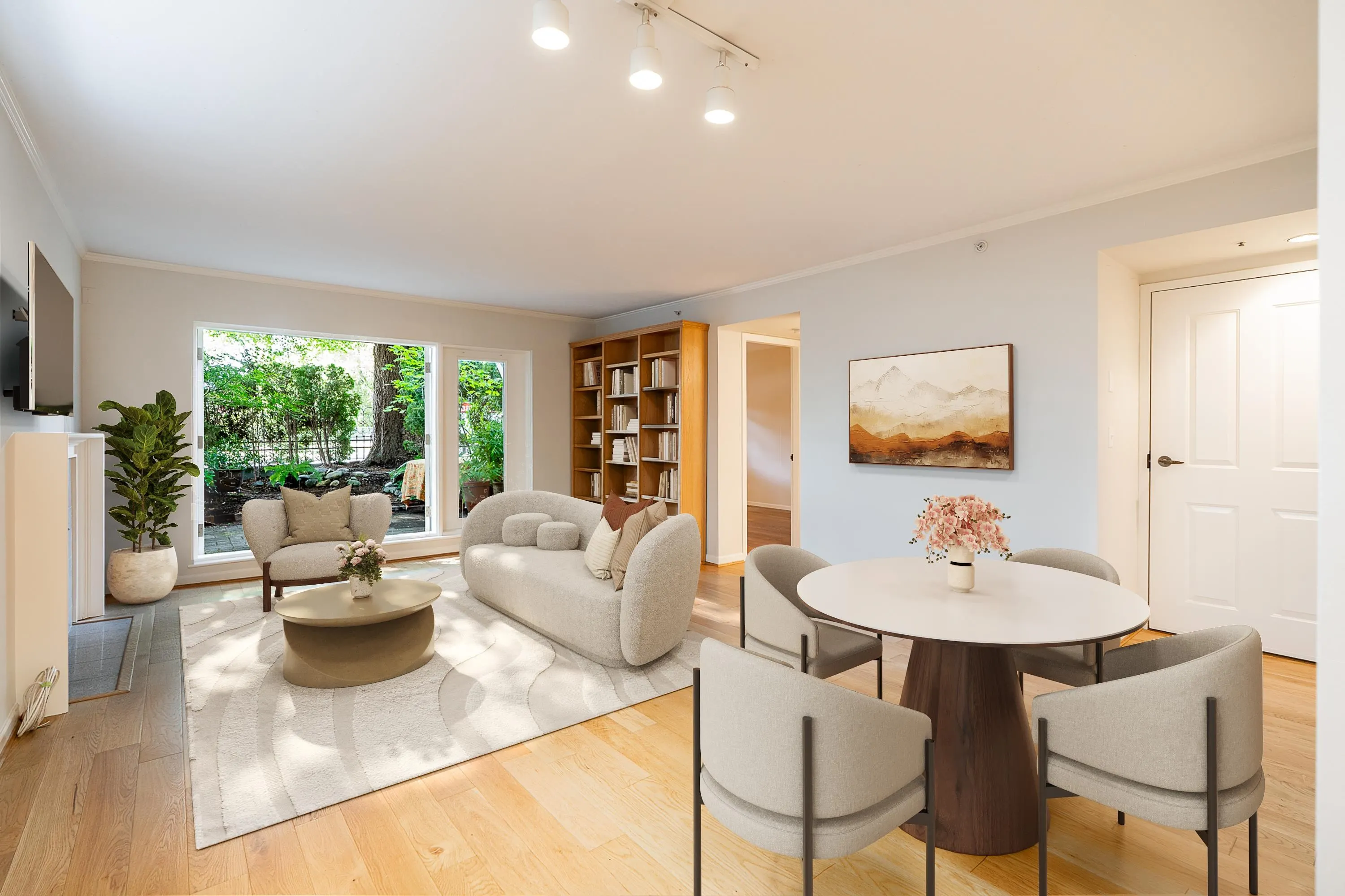 102 3188 Camosun Street
