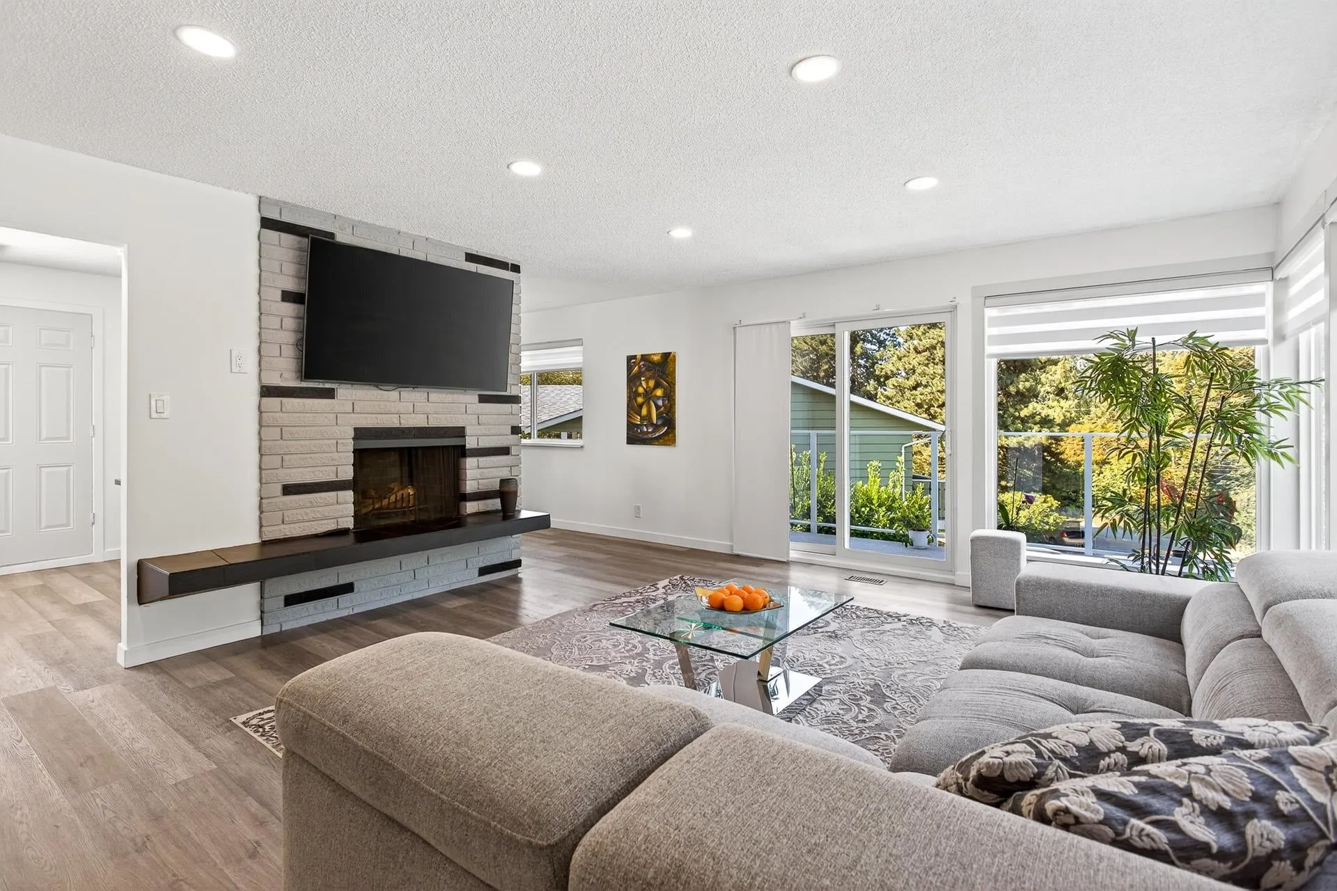 11906 100 Avenue