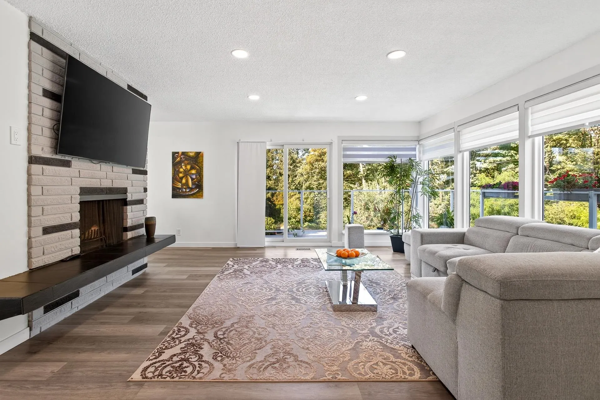 11906 100 Avenue