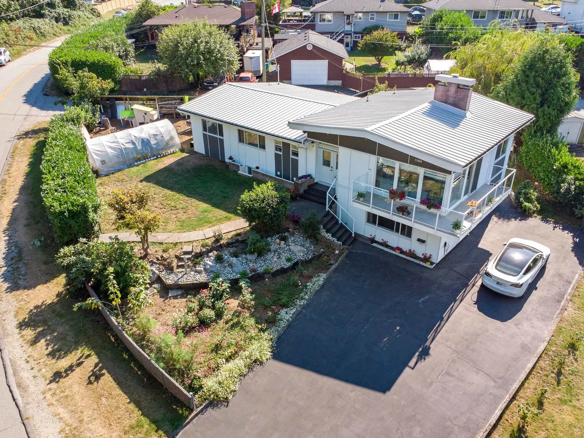 11906 100 Avenue