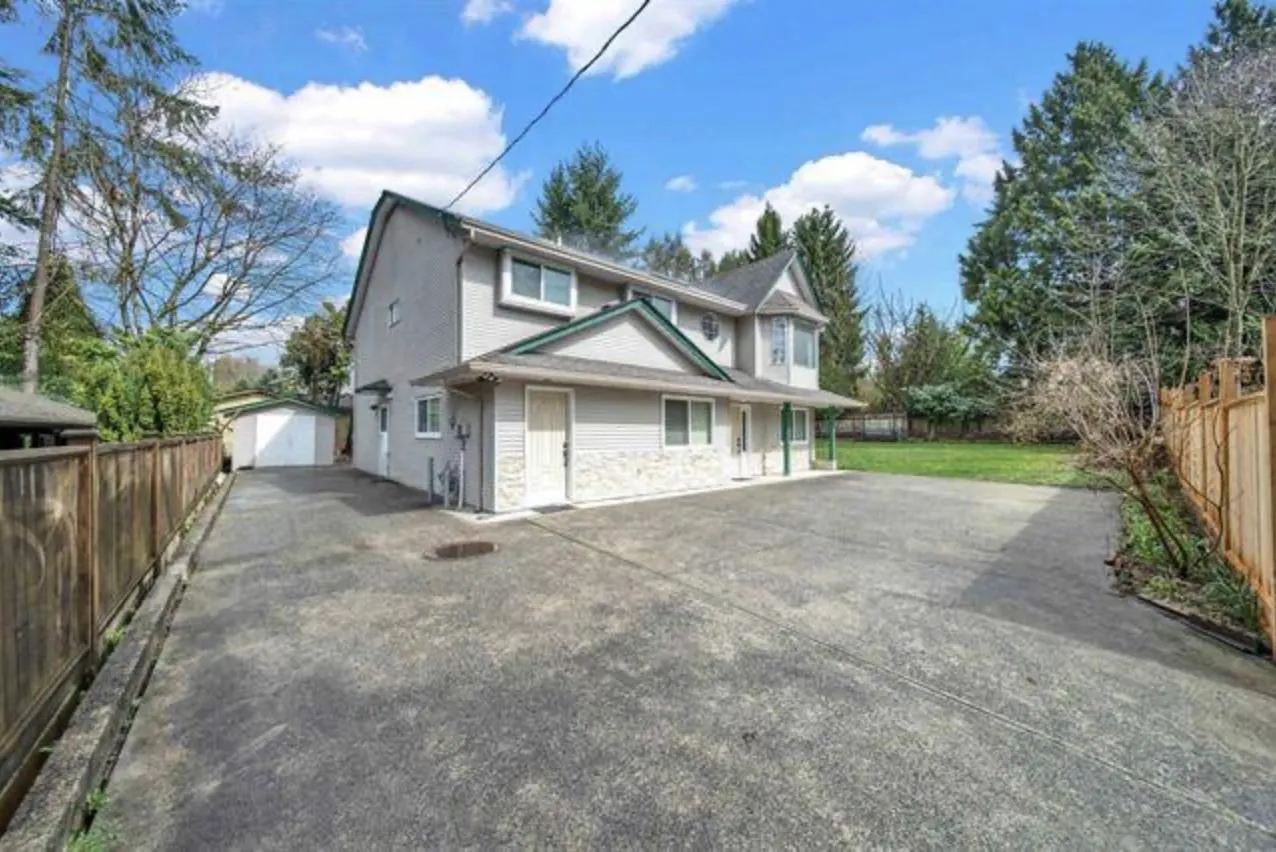 21209 Dewdney Trunk Rd